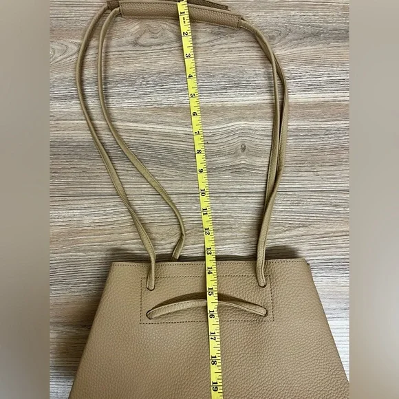 8 OTHER‎ REASONS Vegan Leather Slouchy Bucket Bag - Picture 5 of 10